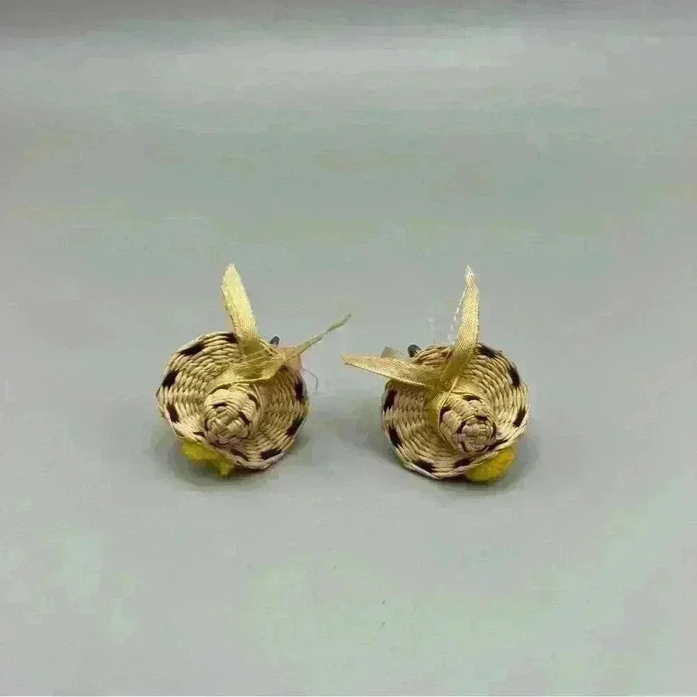 Vintage Straw Hat Stud Screwback Earrings With Ribbon - Picture 5 of 5